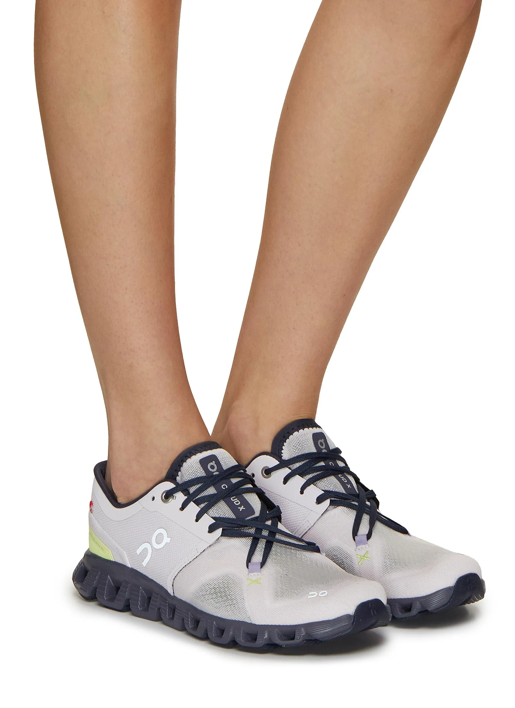 -----------ON  ---- ------------ ----Cloud X 3 Low Top Lace Up Sneakers --