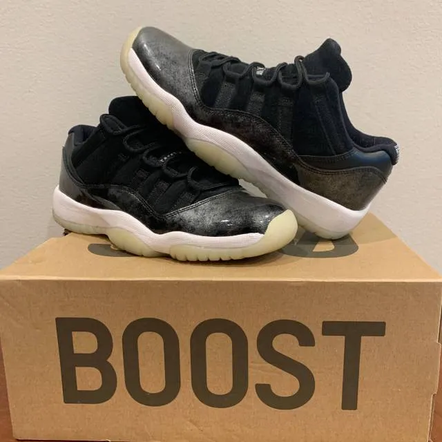 Air Jordan 11 Low GS Barons