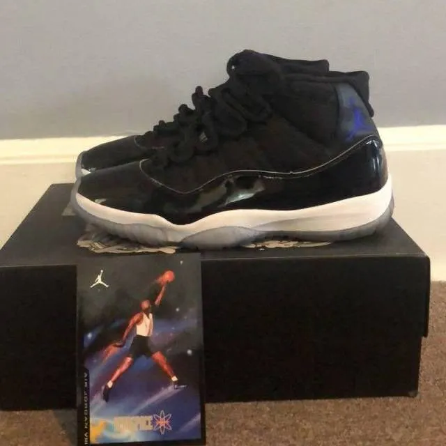 Air Jordan 11 Space Jam (2016)