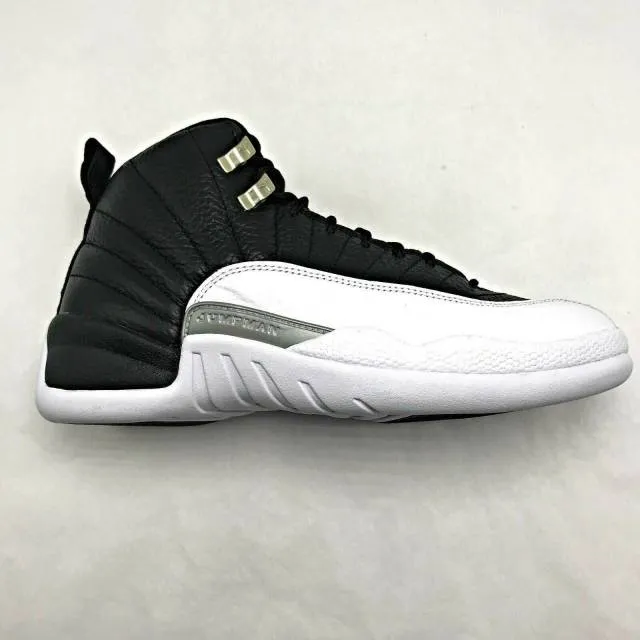 Air Jordan 12 Playoffs 2022