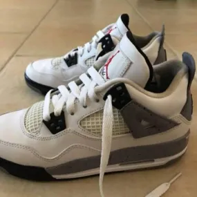 Air Jordan 4 "cement"