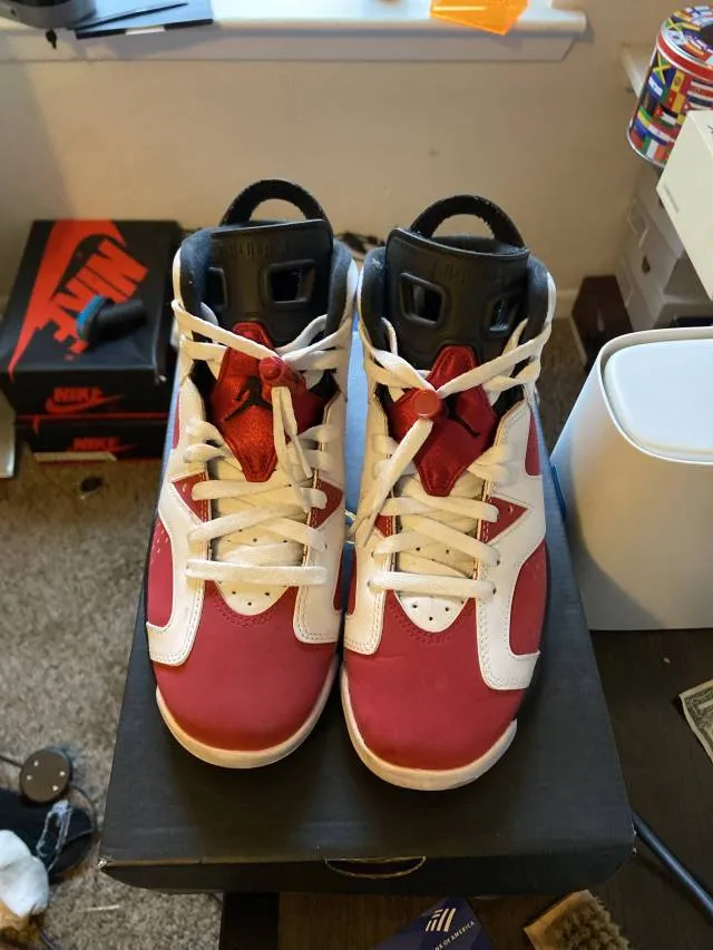 Air Jordan 6 Carmine