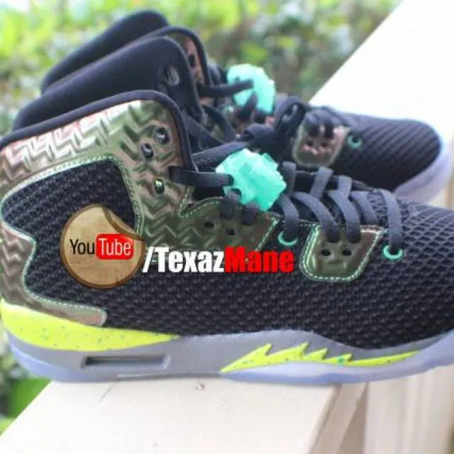 Air jordan spike 40 x green