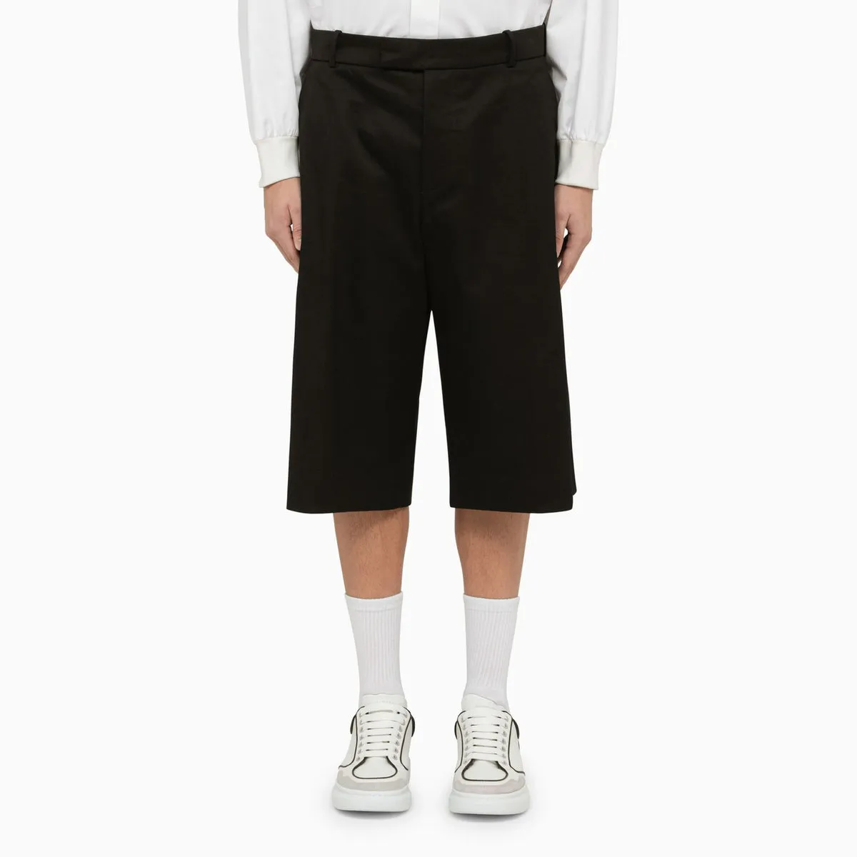 Alexander McQueen    Alexander Mc Queen Black Baggy Cotton Bermuda Shorts