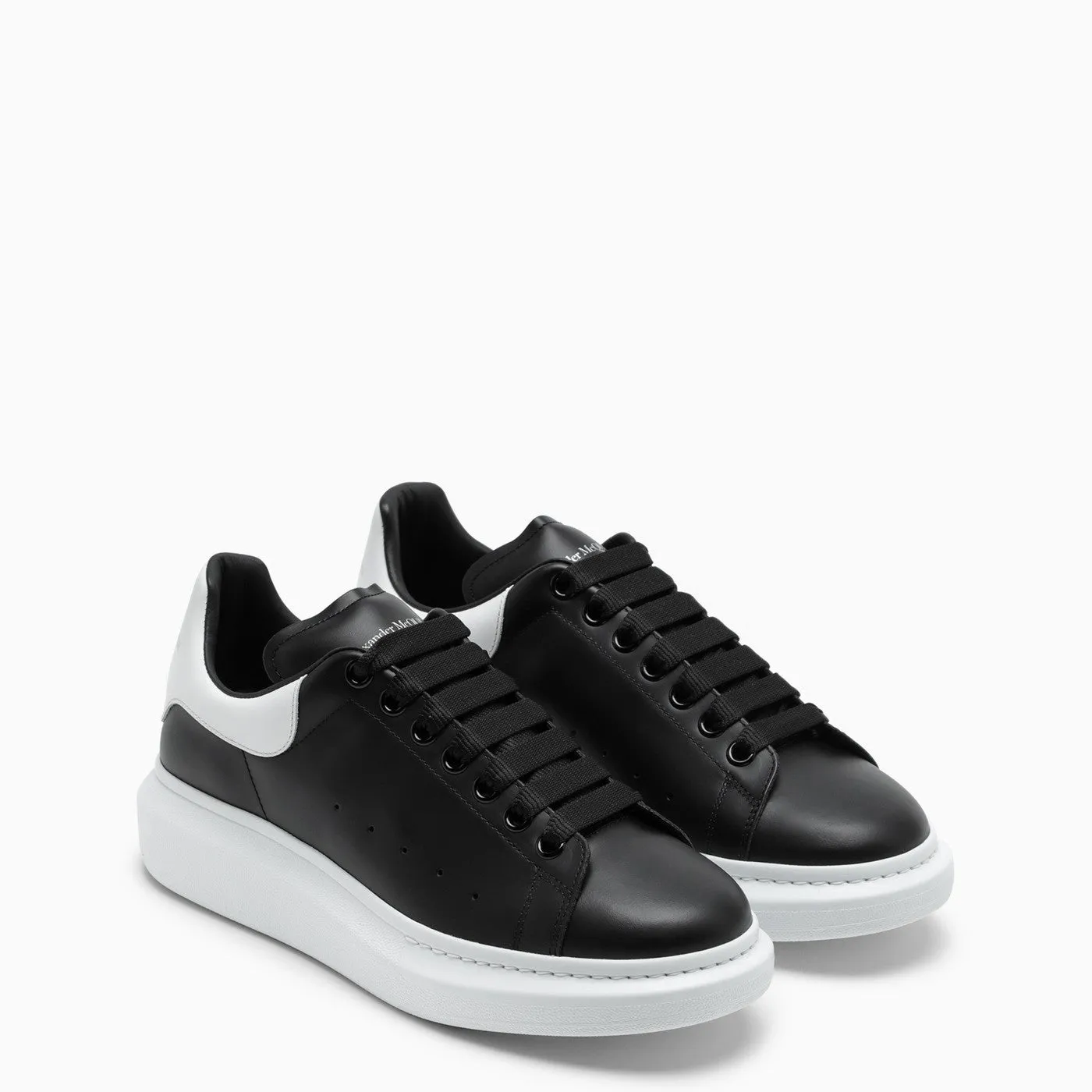 Alexander McQueen    Alexander Mc Queen Black/White Oversized Sneakers