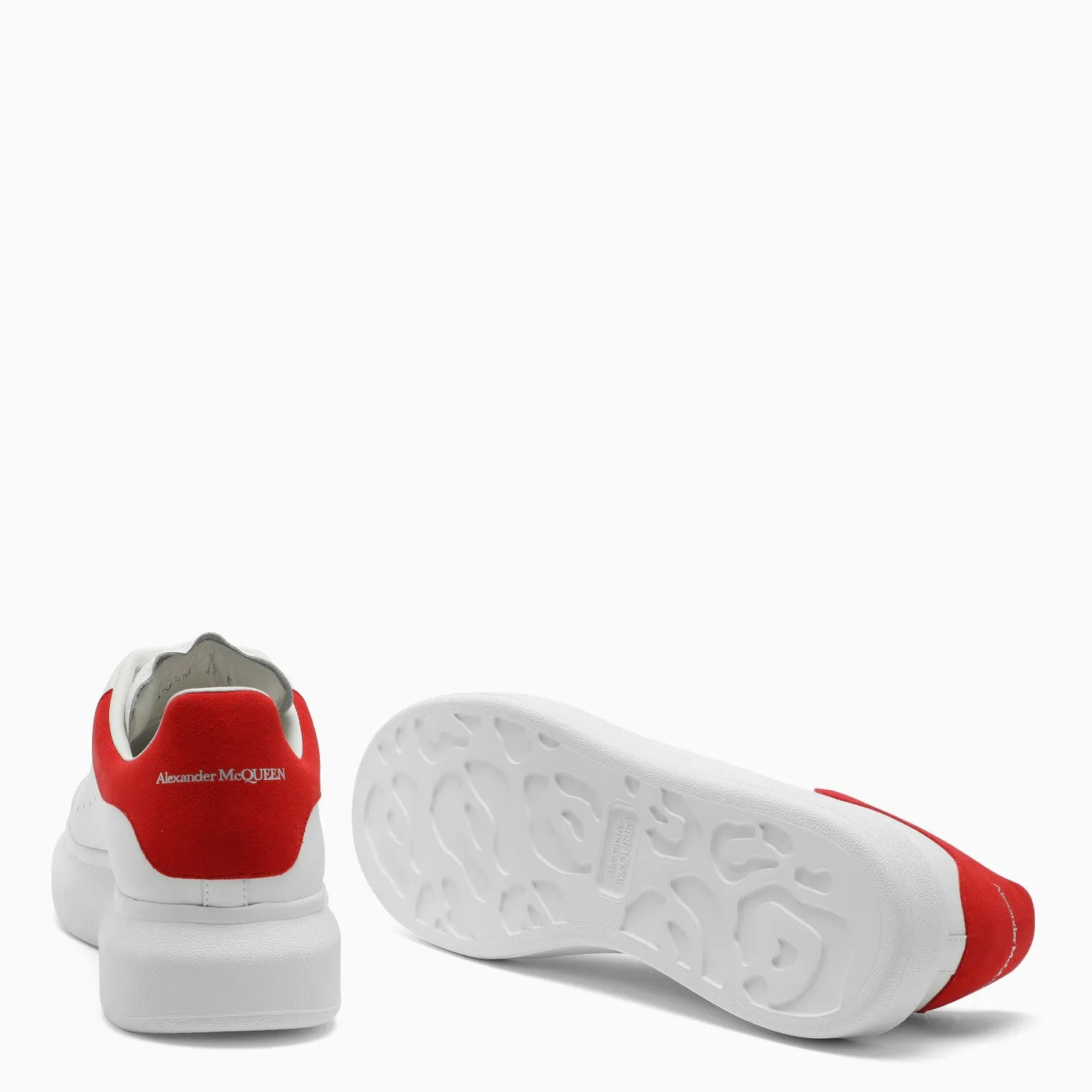 Alexander McQueen    Alexander Mc Queen Men's White/Red Oversize Sneakers