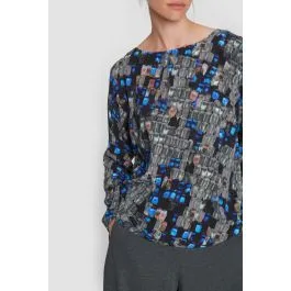 Butterfly zoom blouse