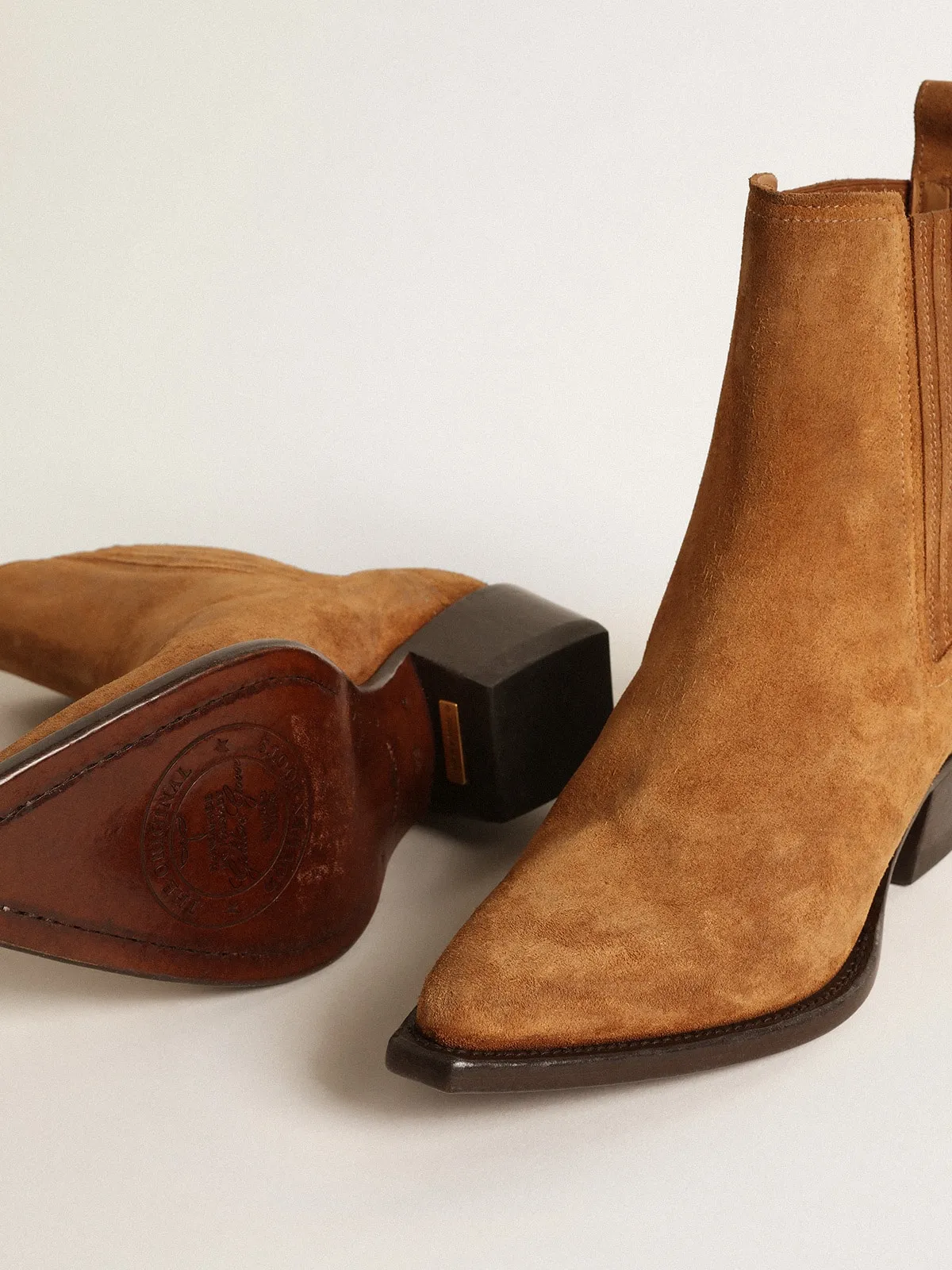 Debbie brown suede boots