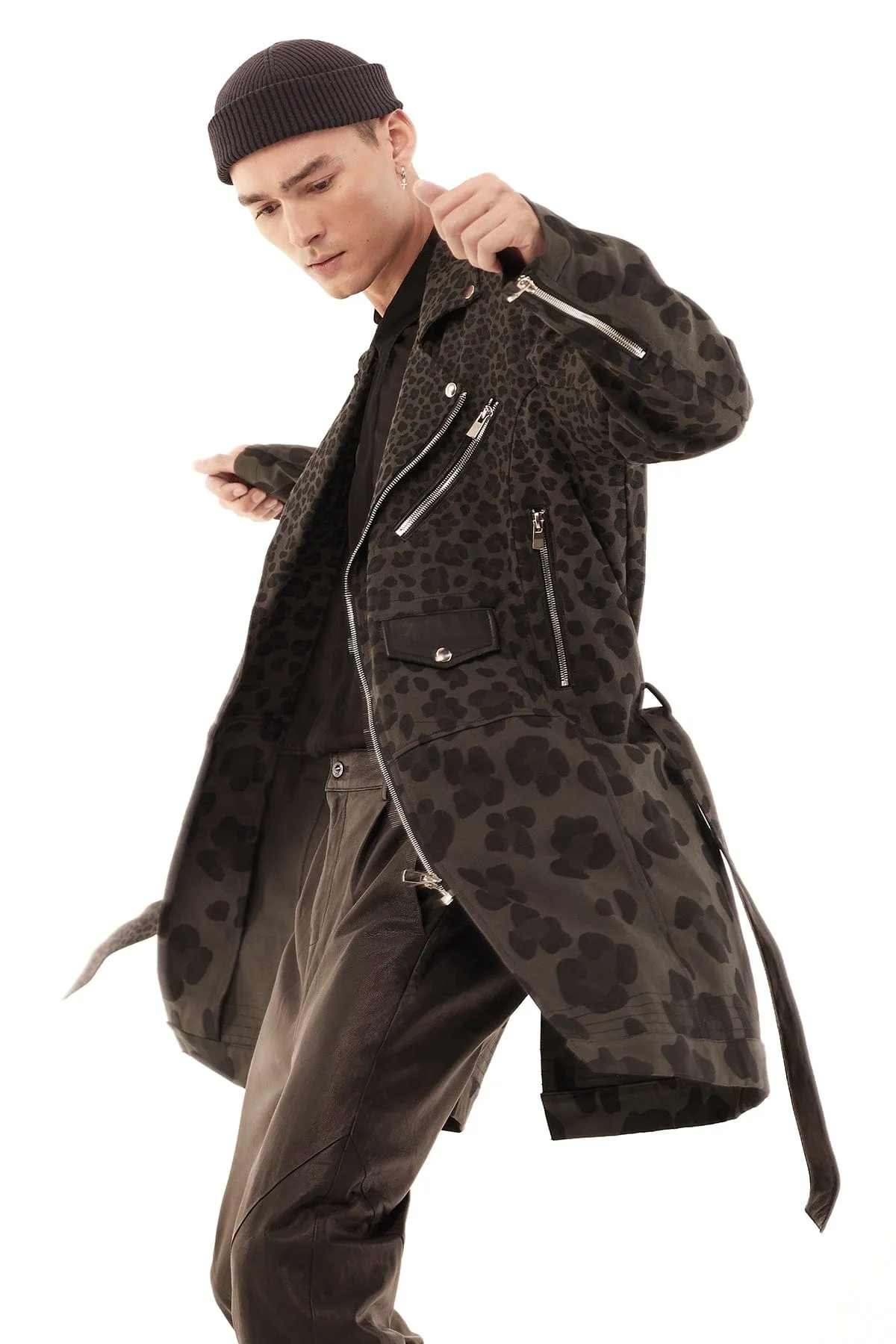 DENIM TRENCH IN GREY LEOPARD