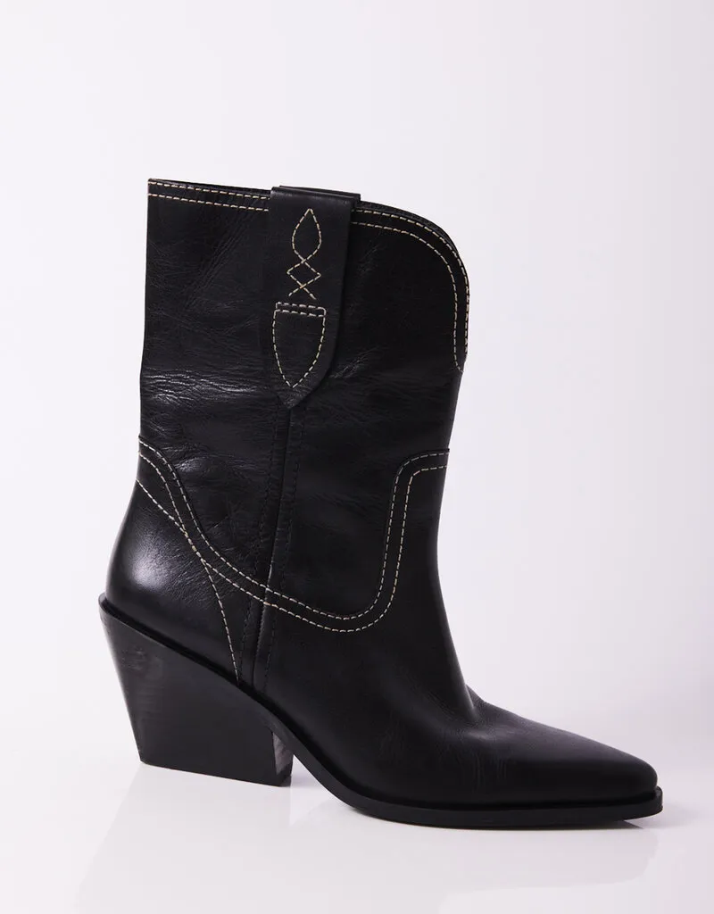 Free People Pitchfork Point Western Boots - Victorian Black Leather