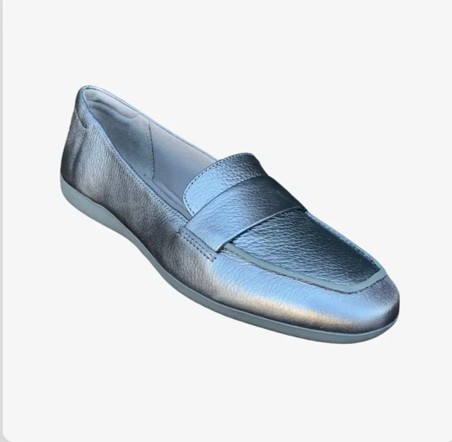 Genn Flow Pewter Metallic Leather Loafer