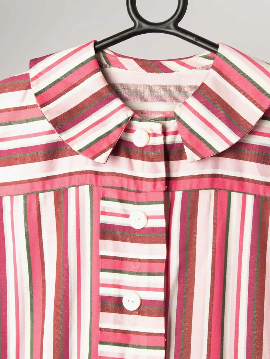 Girls handmade 1960s vintage dress with pink stripes, pockets and bows – Age 10/12