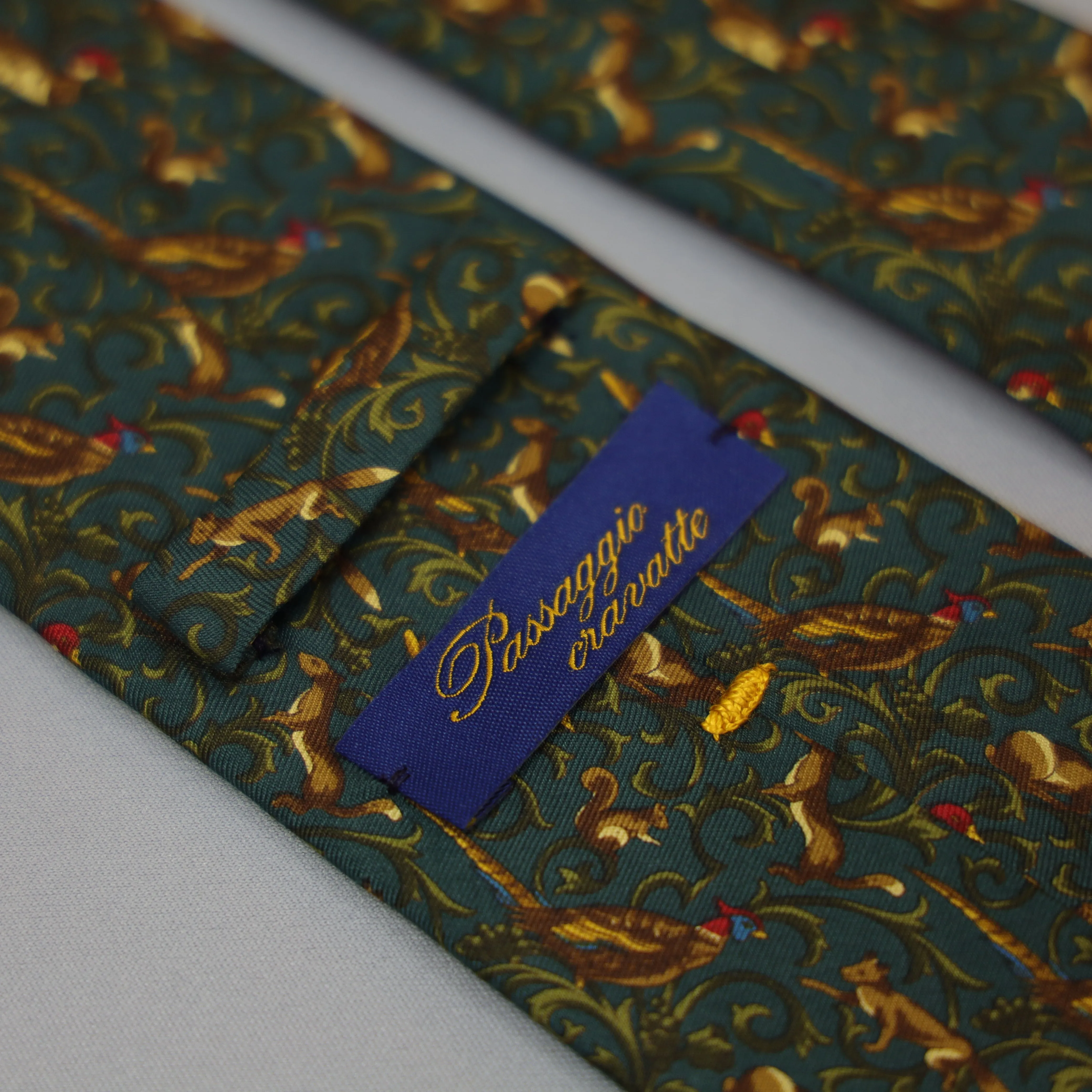 Handmade Vintage 7-Fold Tie