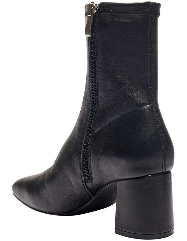 Lantana Black Stretch Glove Boots