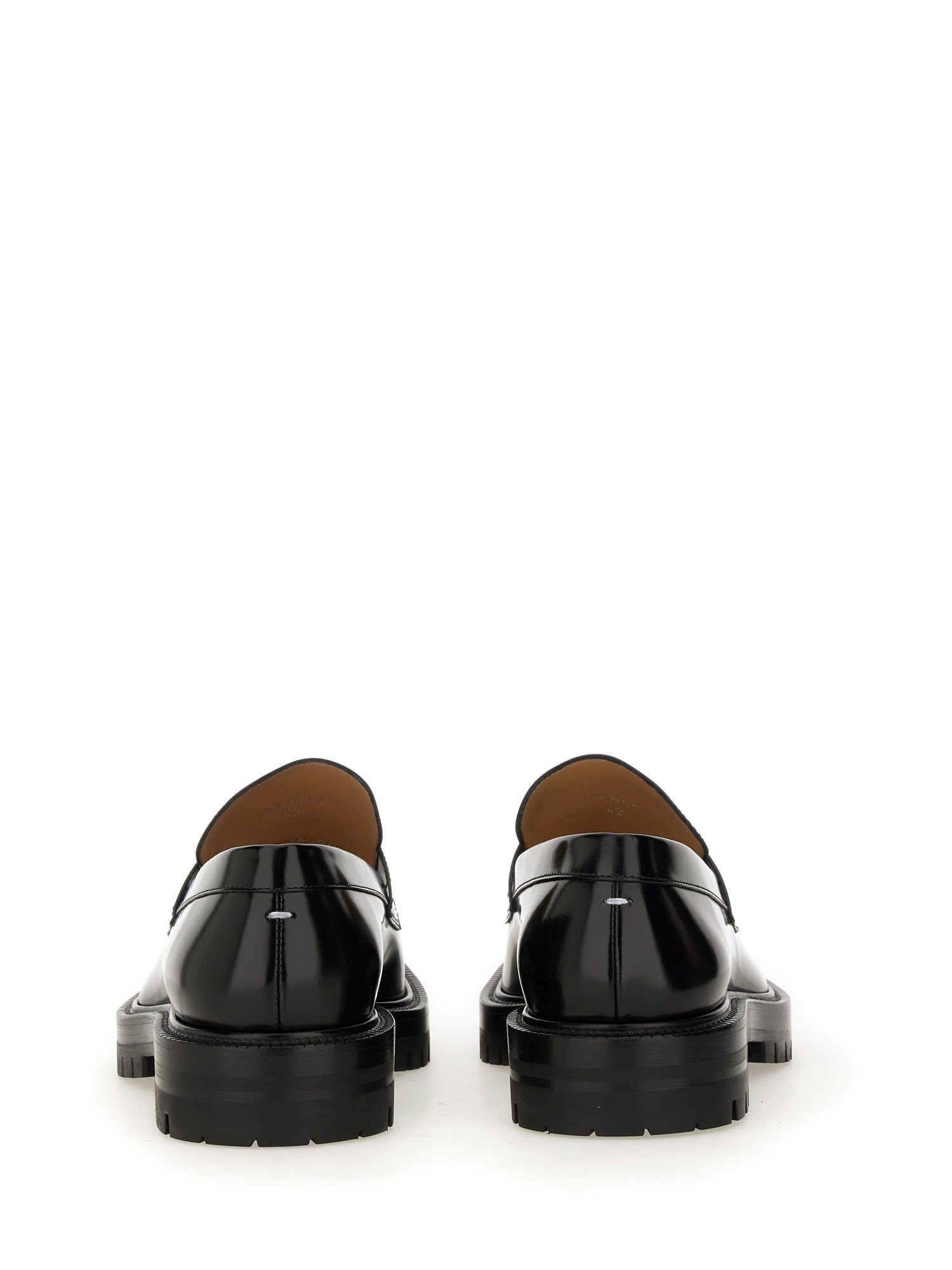 MAISON MARGIELA    LEATHER TABI LOAFER