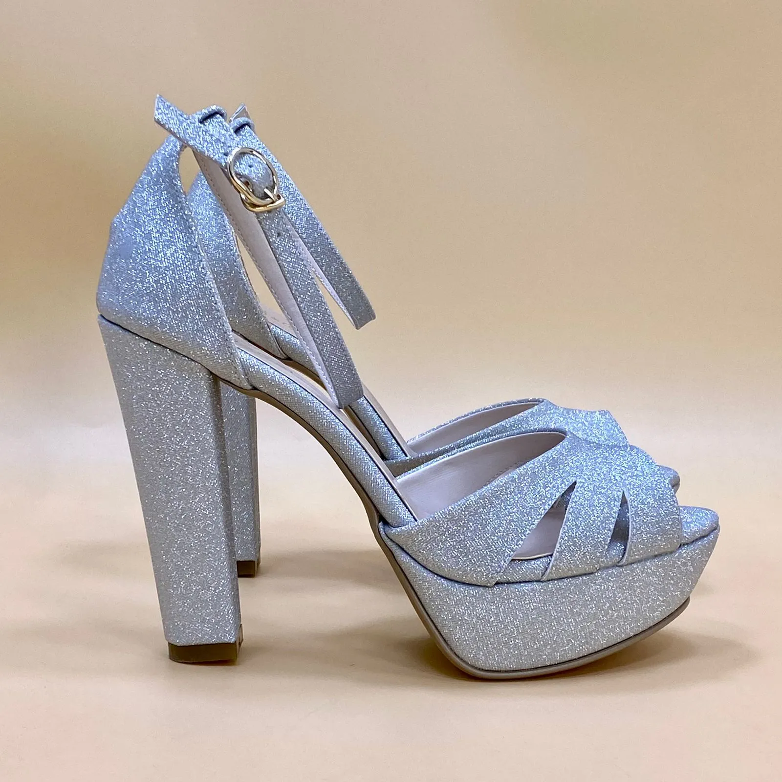 NEW ,  WOMEN SHOES HEELS W400