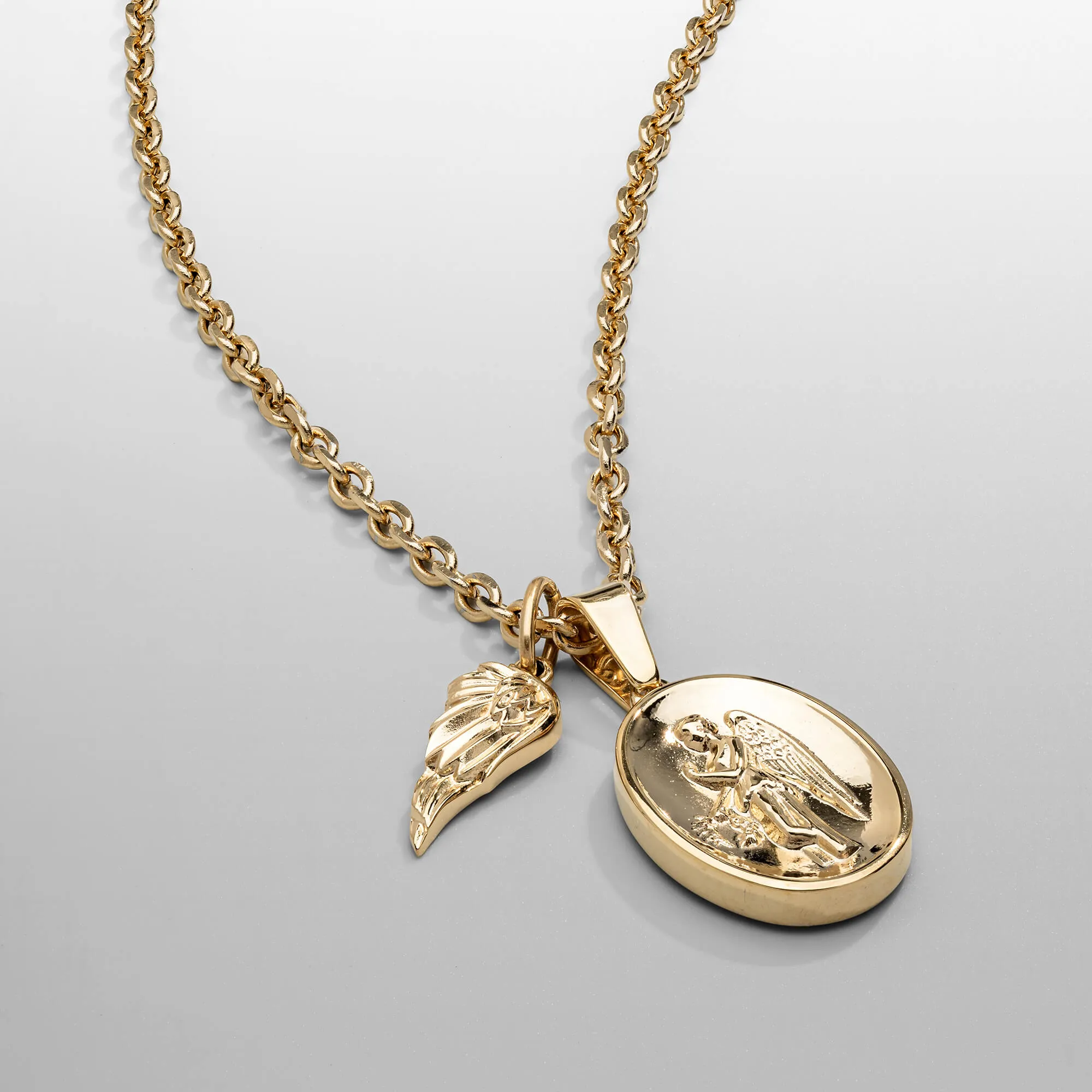 Nike Pendant (Gold)