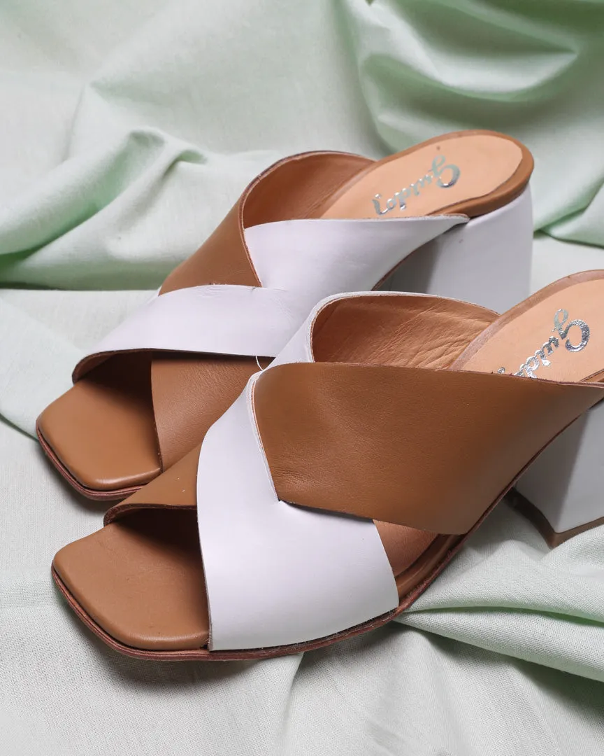 Sandal Rimini Tan & White