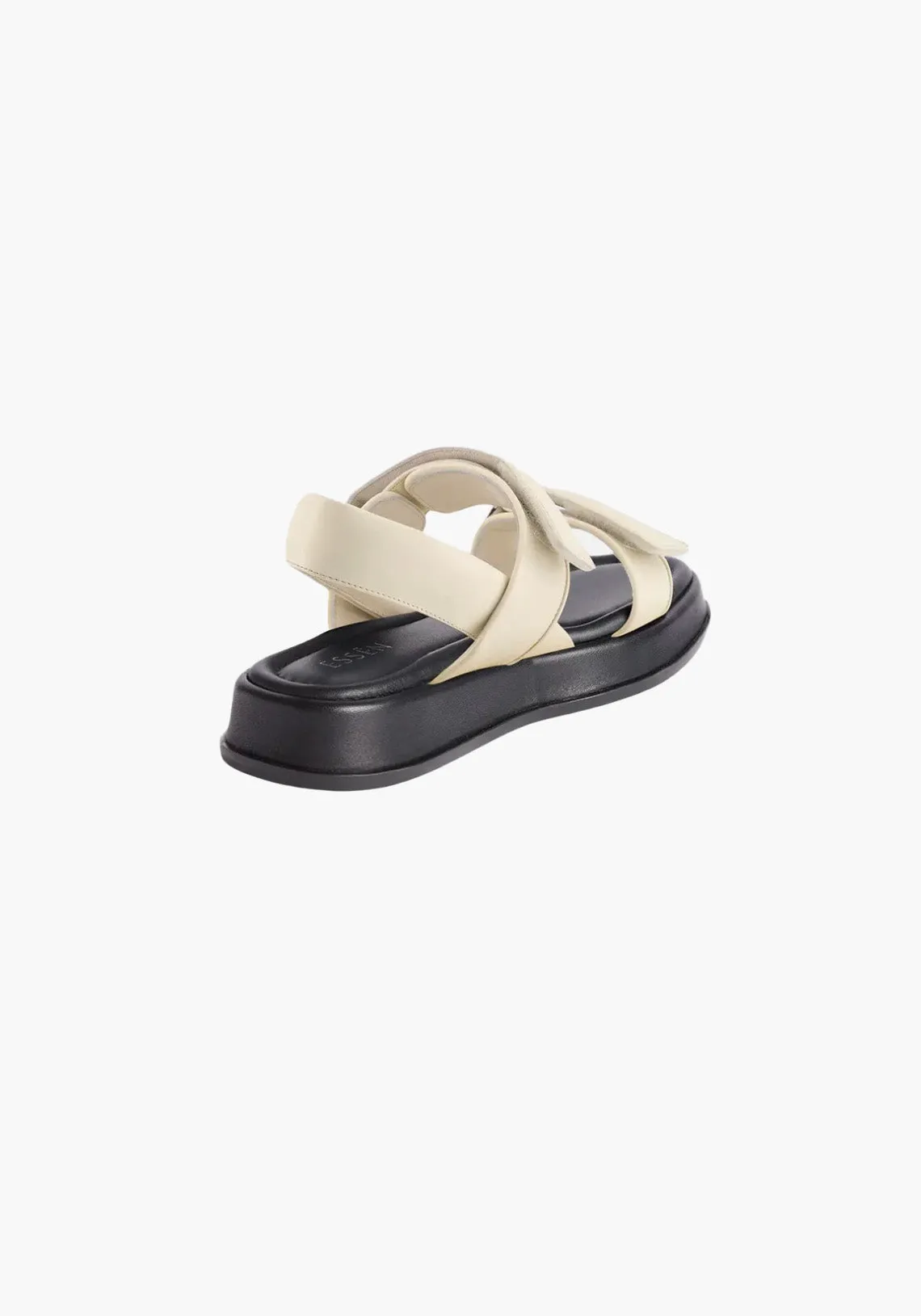 THE SPORTY SANDAL BUTTER