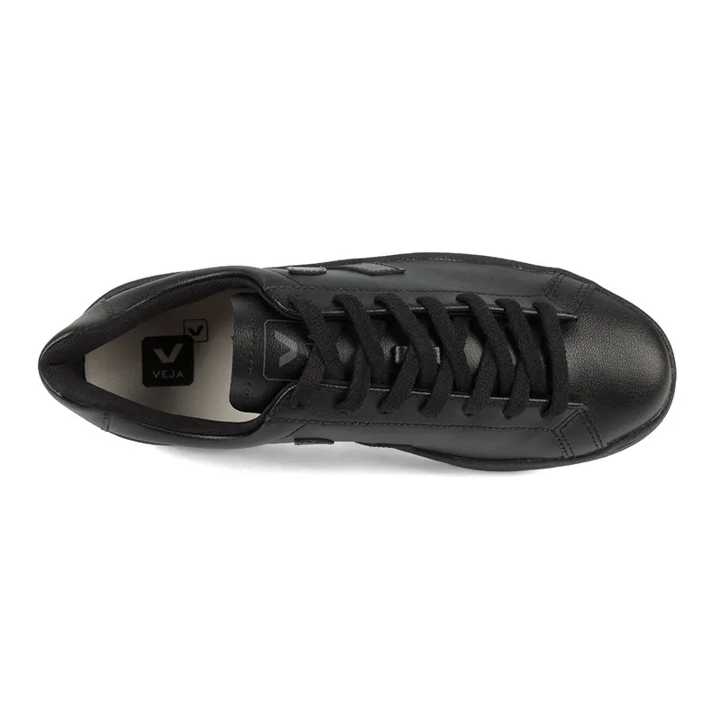 Veja URCA CLW Full Black Sneaker